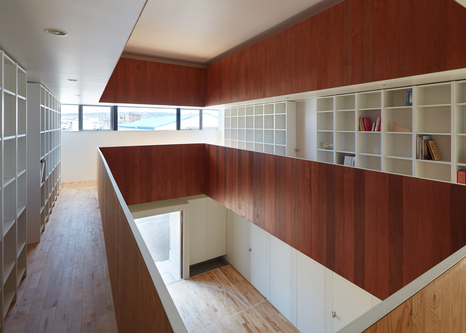 Basketball-Court-House_Koizumi-Sekkei_Shizuoka_Japan_dezeen_1568_5